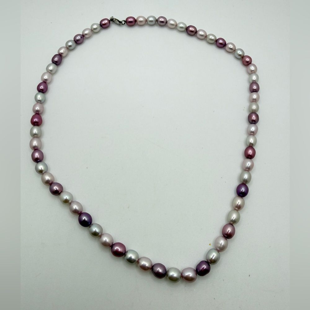17" dyed pink tones freshwater pearl necklace with sterling silver clasp!
